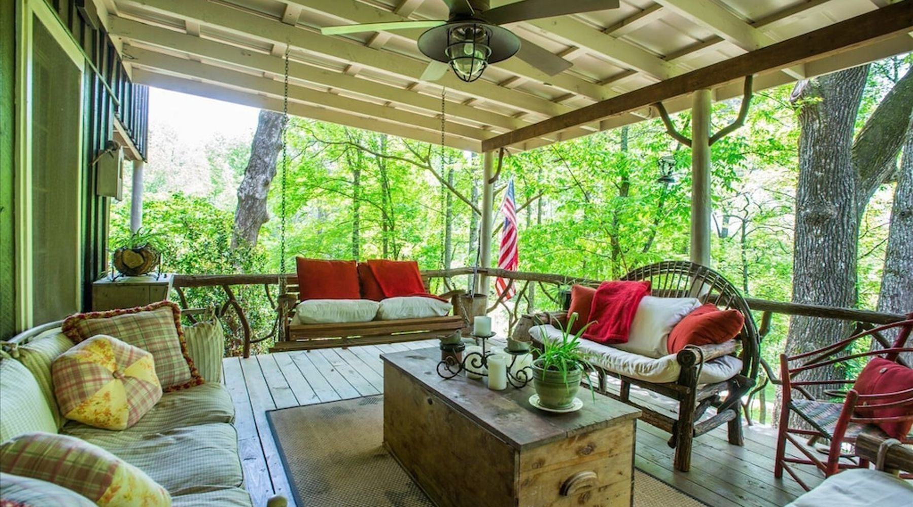 The Best Treehouses In The US
4. Beautifully Restored Historic Mountain Cabin-a Tree House in the Woods W/wifi
Location: Lakemont, Georgia