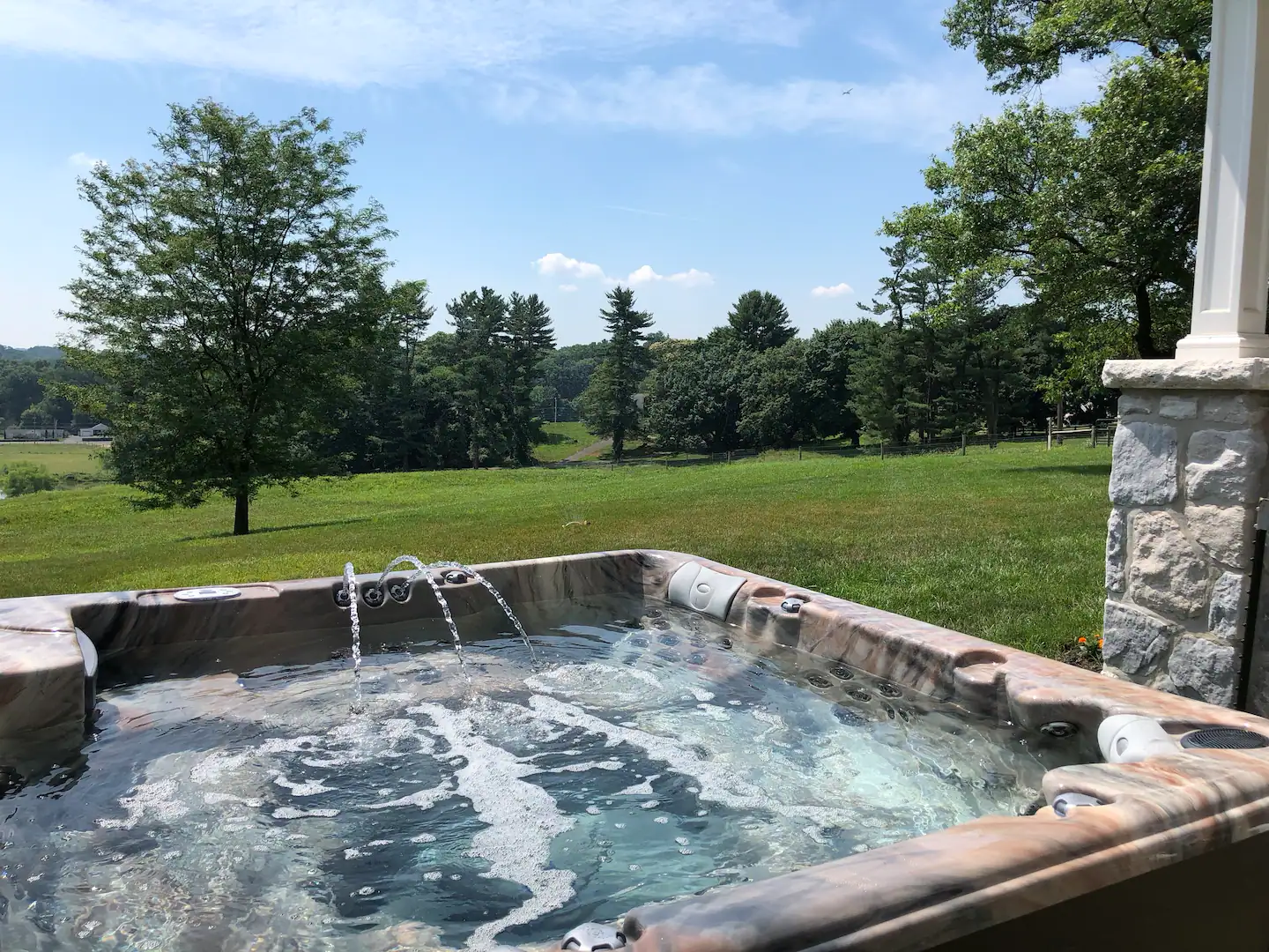 115 Jet Divine Hot Tub.