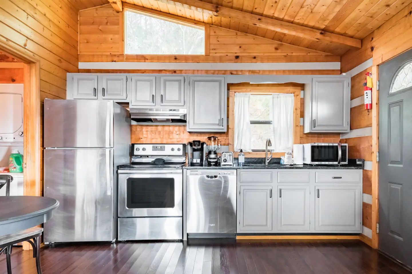 A fully-equipped kitchen for all your cravings.
