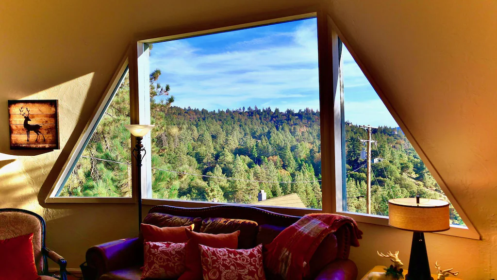 The dome boasts soaring ceilings and massive windows. Enjoy the breathtaking views while sipping your favorite bottle of wine.